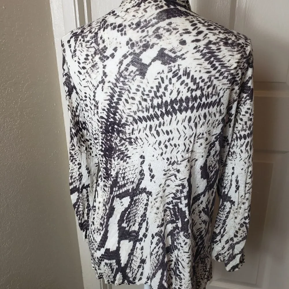 Chico’s lightweight sweater